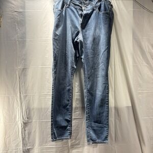 Old Navy The Flirt Jeans 12 Short Mid Rise Medium Wash Denim Stretch Women's